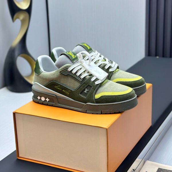 Louis Vuitton 2025 Spring/Summer Men's TRAINER Sneakers 1AHTG7