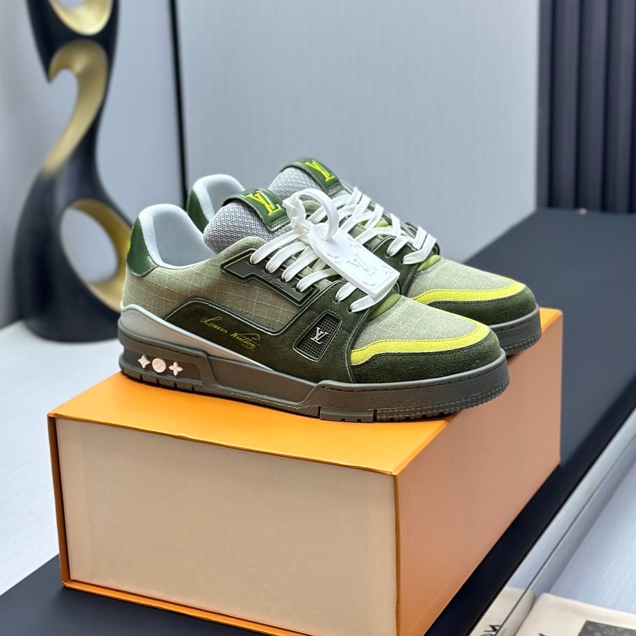 Louis Vuitton 2025 Spring/Summer Men's TRAINER Sneakers 1AHTG7