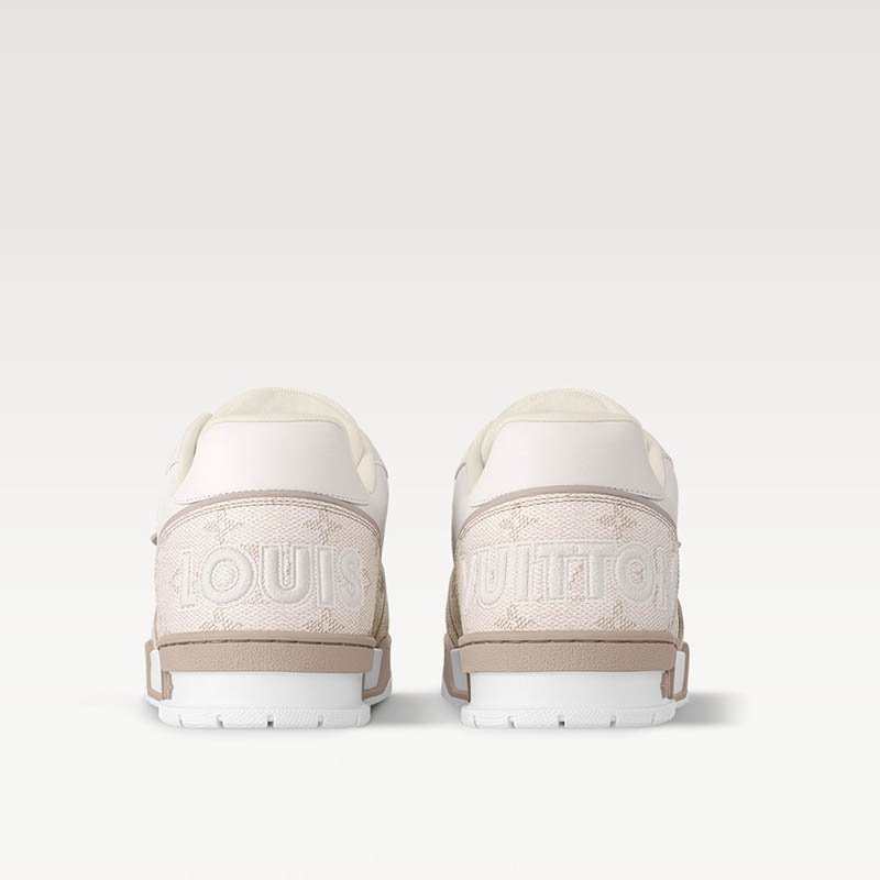 Beige single character calf leather LV Trainer sports shoes