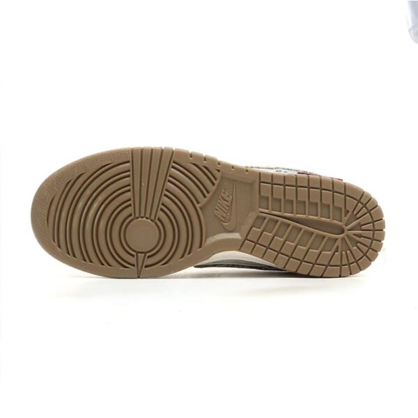 Nike SB Dunk Low "LV Collaboration - Khaki Grey"