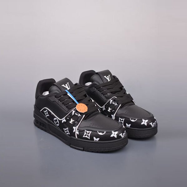 Louis Vuitton 1AHTO6 LV Trainer