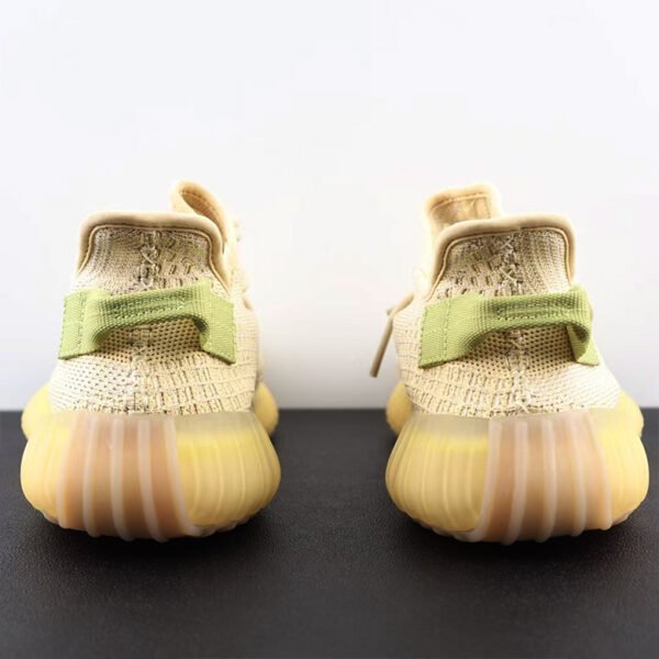 Yeezy Boost 350 V2 Antlia jogging shoes