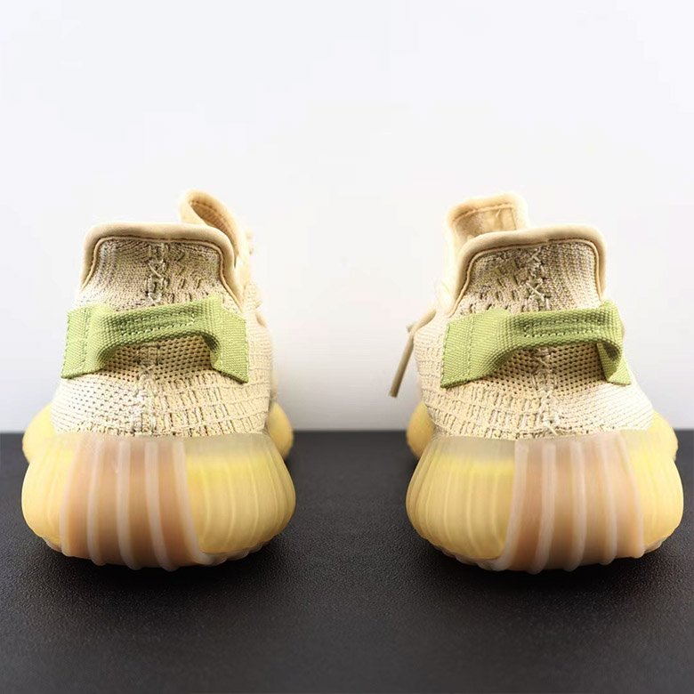 Yeezy Boost 350 V2 Antlia jogging shoes