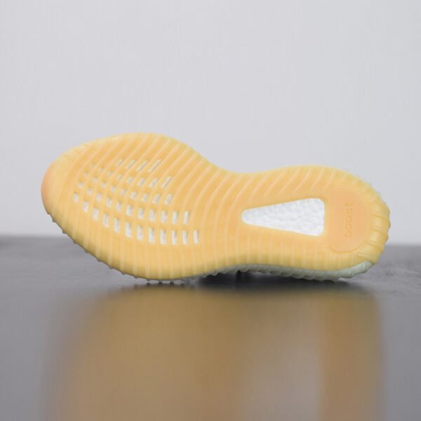 Yeezy 350 V2 Yeshaya None Reflective W02S4