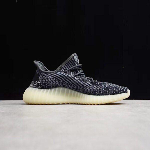 Yeezy Boost 350 v2 Black Angel Pure Black Running