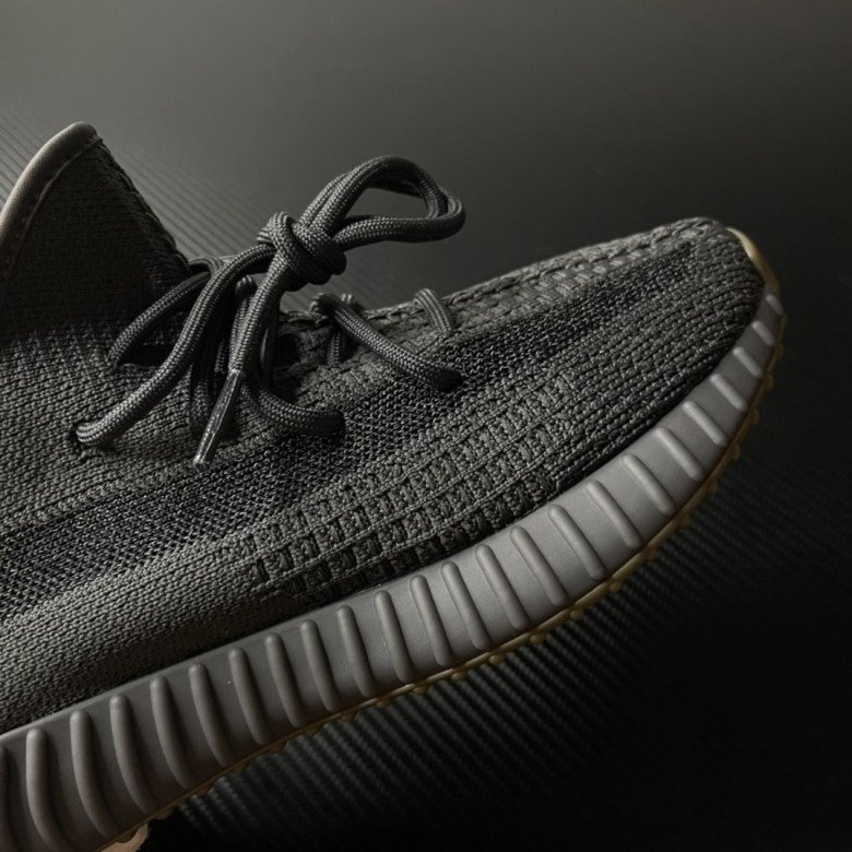 Adidas Yeezy Boost 350 V2 Onyx