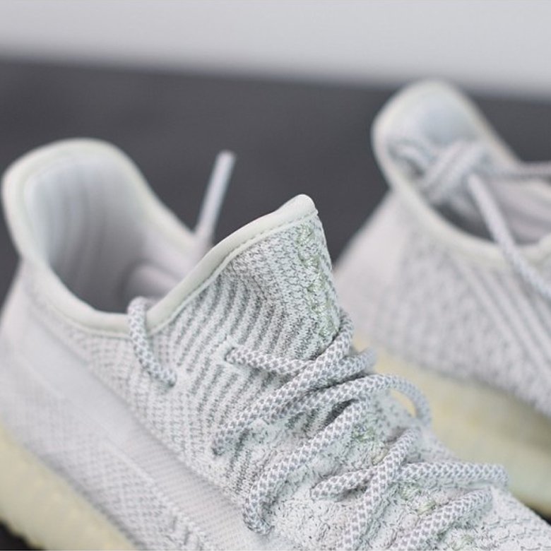 Yeezy 350 V2 Yeshaya None Reflective W02S4