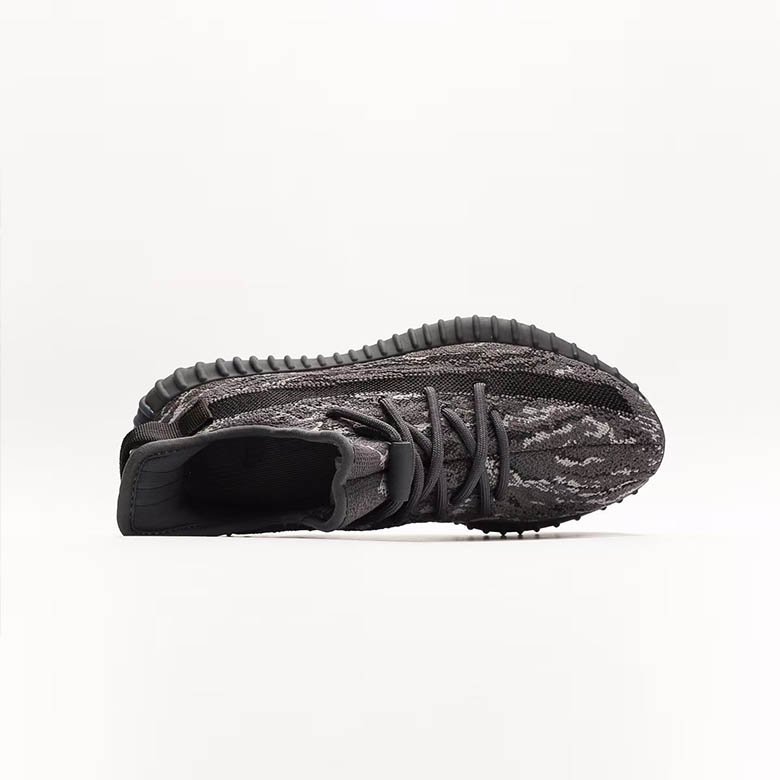 Yeezy Boost 350 V2 “Dark Salt”
