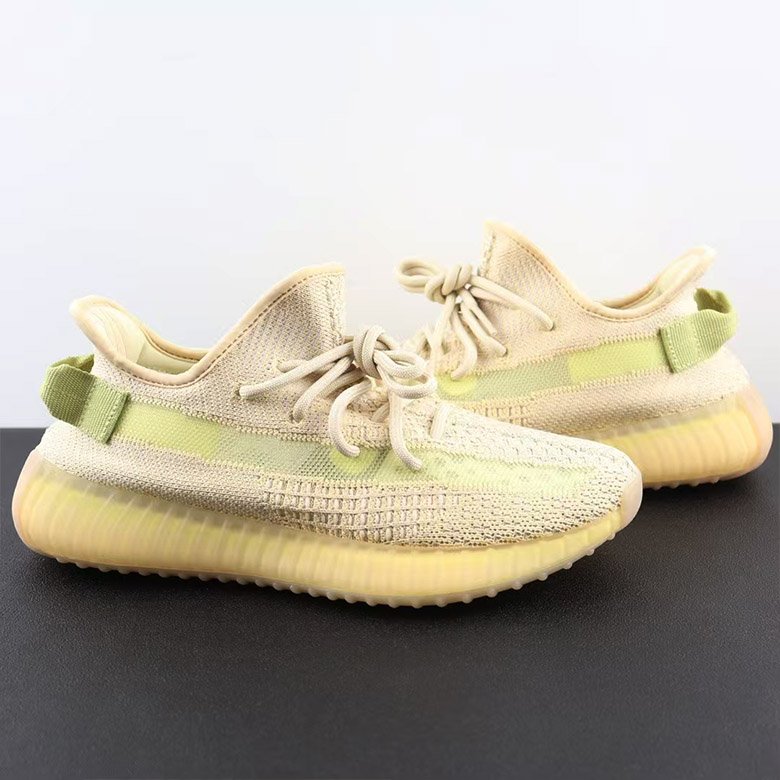 Yeezy Boost 350 V2 Antlia jogging shoes