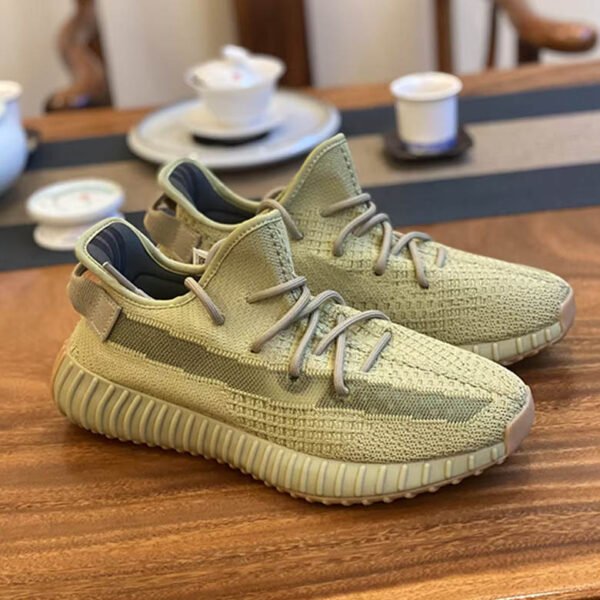 Yeezy Boost 350 V2 Sulfur
