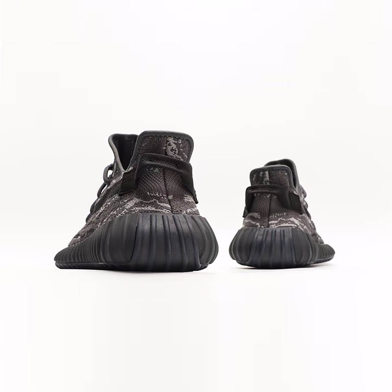 Yeezy Boost 350 V2 “Dark Salt”