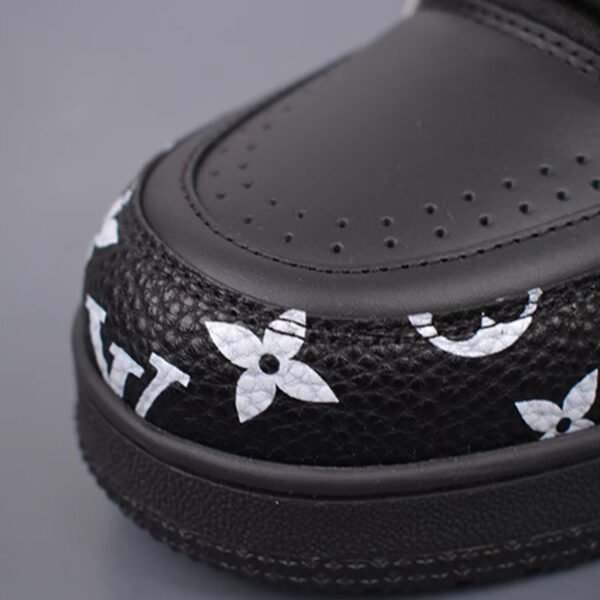 Louis Vuitton 1AHTO6 LV Trainer