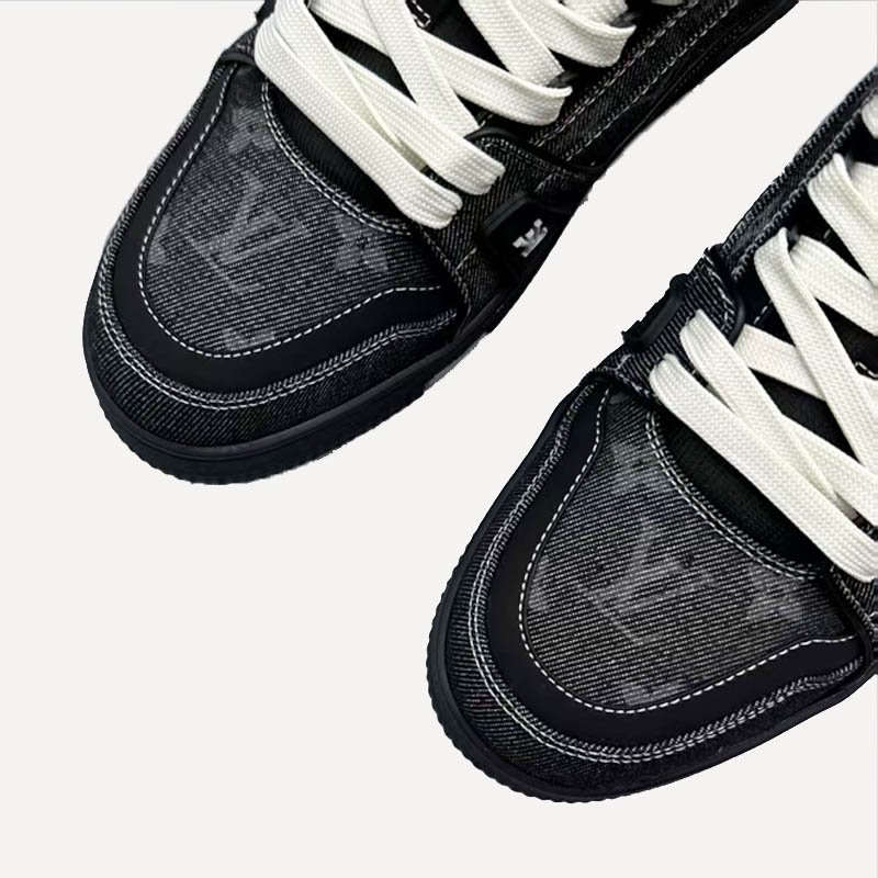 LV Trainer Sneaker 1AHTJJ White