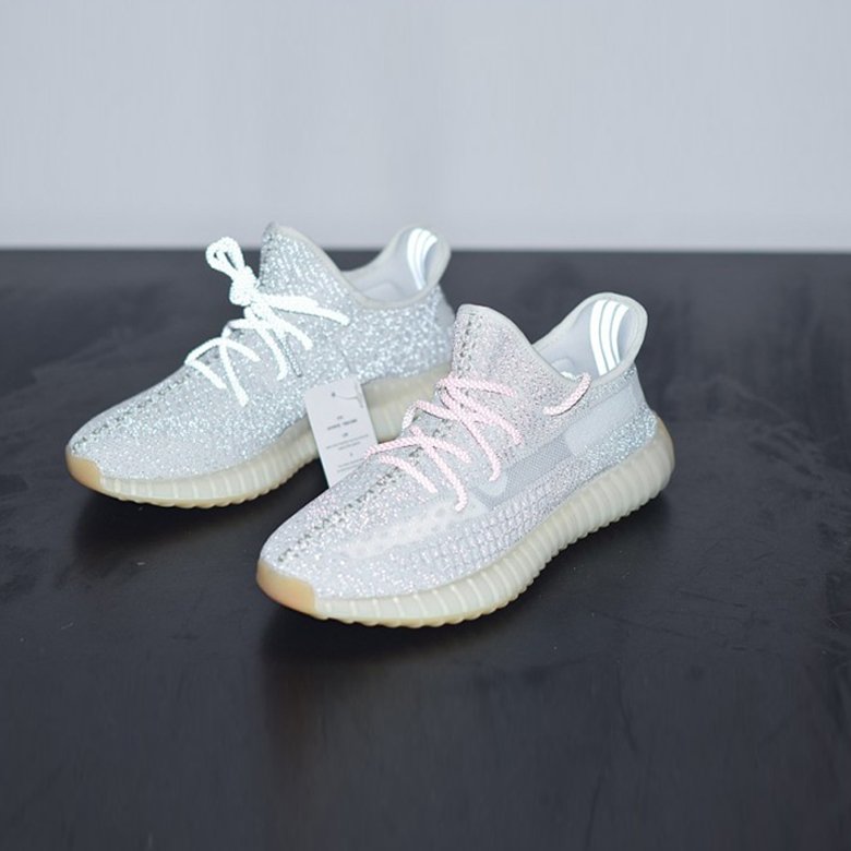 Yeezy 350 V2 Yeshaya None Reflective W02S4