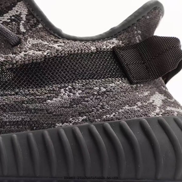 Yeezy Boost 350 V2 “Dark Salt”