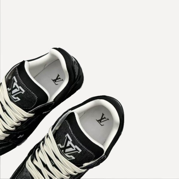 LV Trainer Sneaker 1AHTJJ White