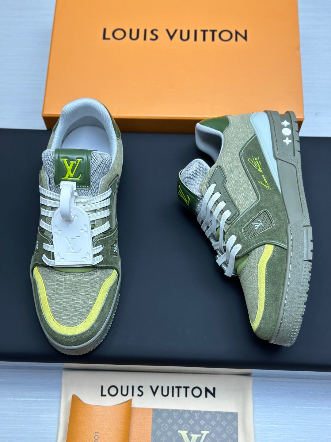 Louis Vuitton 2025 Spring/Summer Men's TRAINER Sneakers 1AHTG7