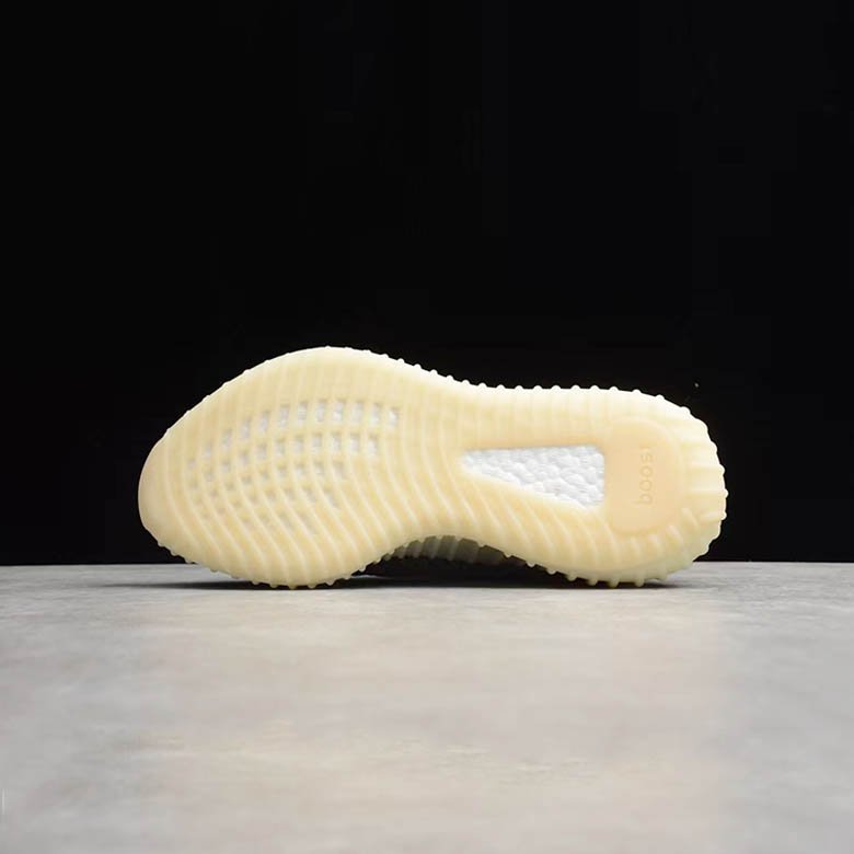 Yeezy Boost 350 v2 Black Angel Pure Black Running