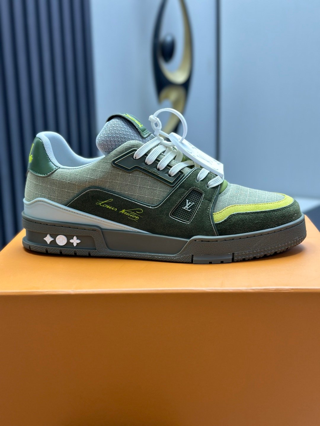 Louis Vuitton 2025 Spring/Summer Men's TRAINER Sneakers 1AHTG7