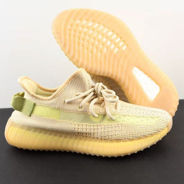 Yeezy Boost 350 V2 Antlia jogging shoes