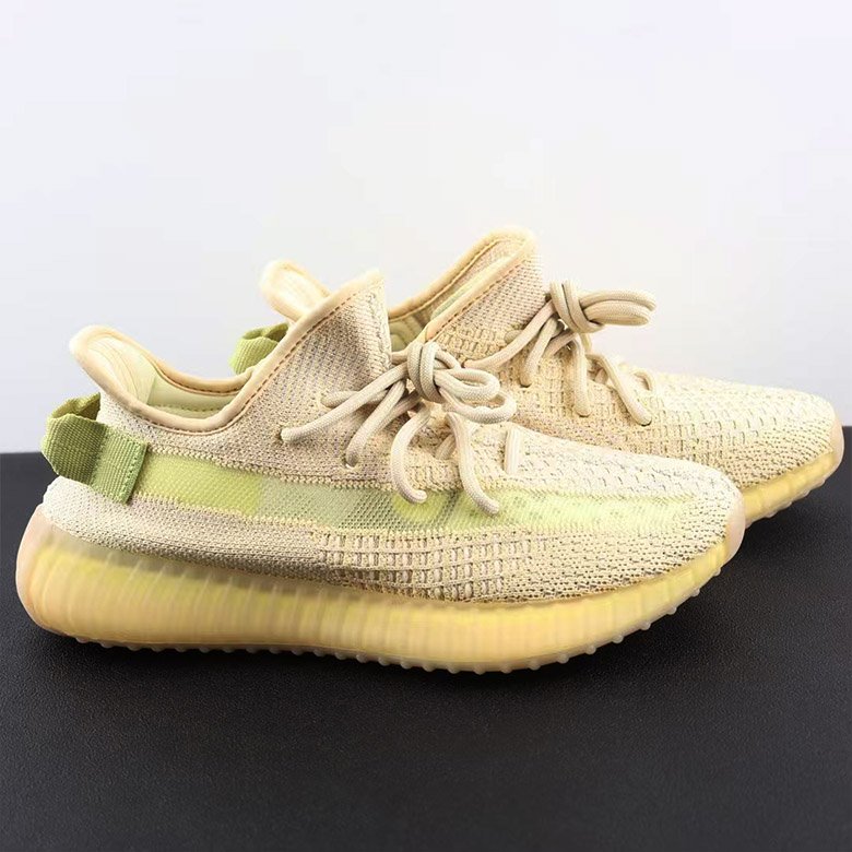 Yeezy Boost 350 V2 Antlia jogging shoes