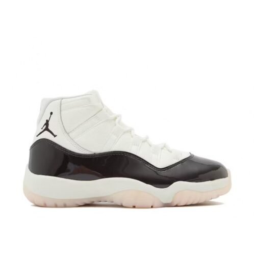 Air Jordan 11 “Neapolitan”（WMNS）