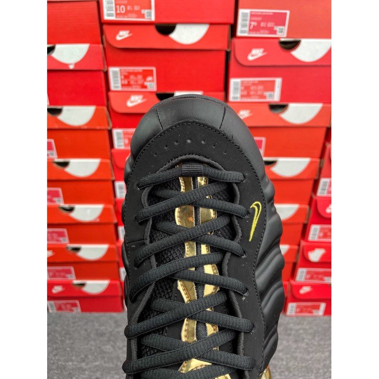 2018 Air Foamposite Pro “Black/Metallic Gold” 624041-800