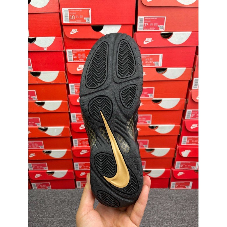 2018 Air Foamposite Pro “Black/Metallic Gold” 624041-800