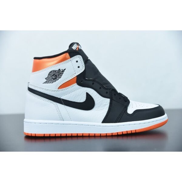 Air Jordan 1 Black Toe Shattered Backboard 2021