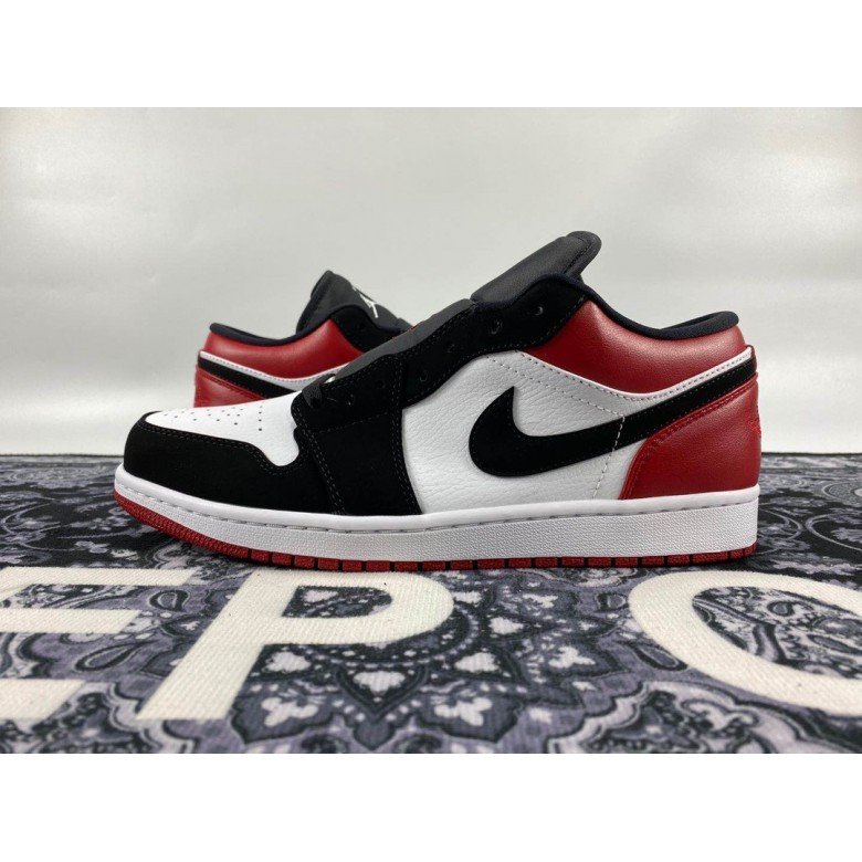 Air Jordan 1 Low OG Black Toe 2023