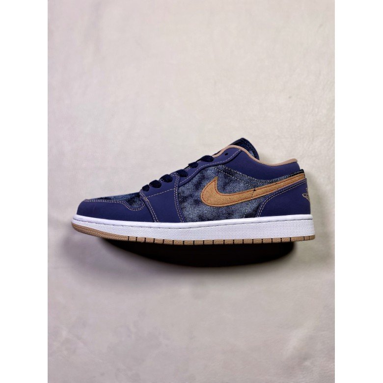 Air Jordan 1 Low SE Denim