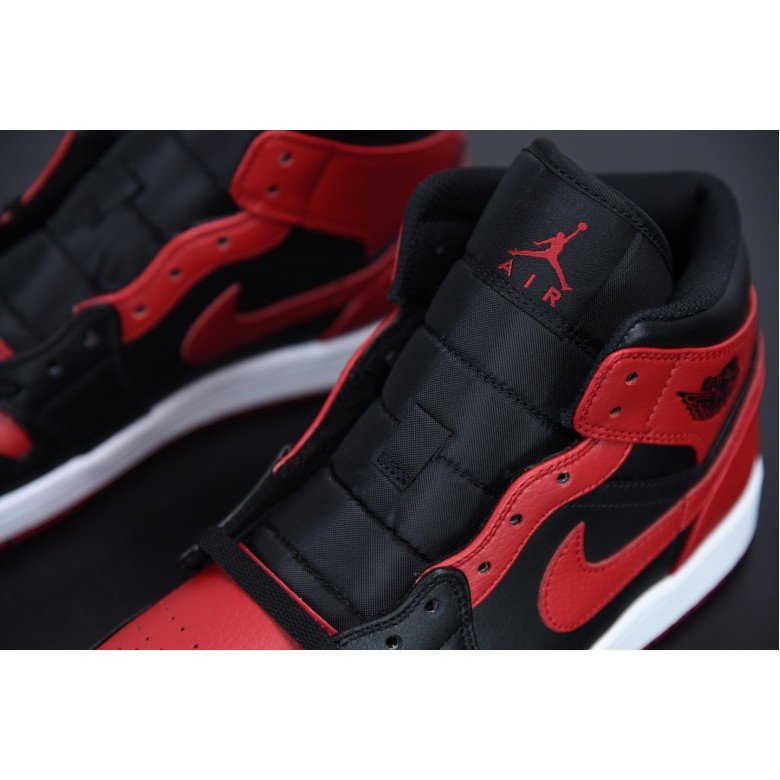 Air Jordan 1 OG Black Toe 2016