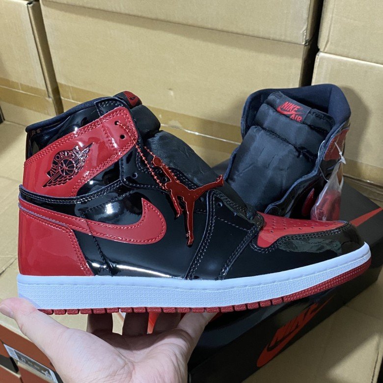 Air Jordan 1 Retro High OG GS Patent Bred