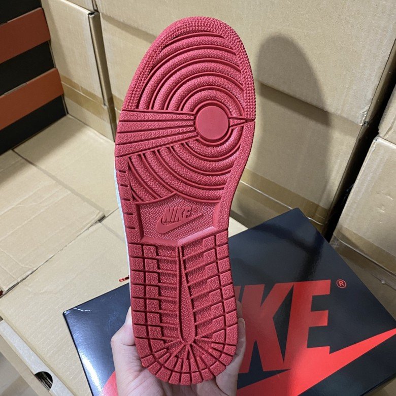 Air Jordan 1 Retro High OG GS Patent Bred