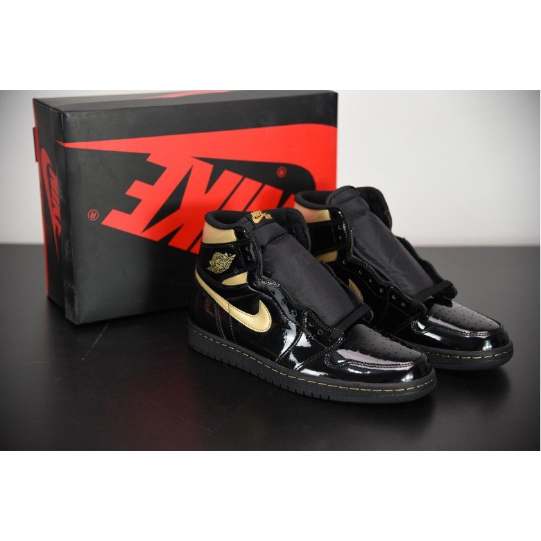 Air Jordan 1 Retro High OG In Black/Metallic Gold 555088-032