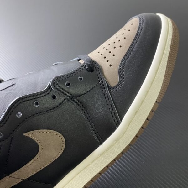 Air Jordan 1 Retro High OG Palomino