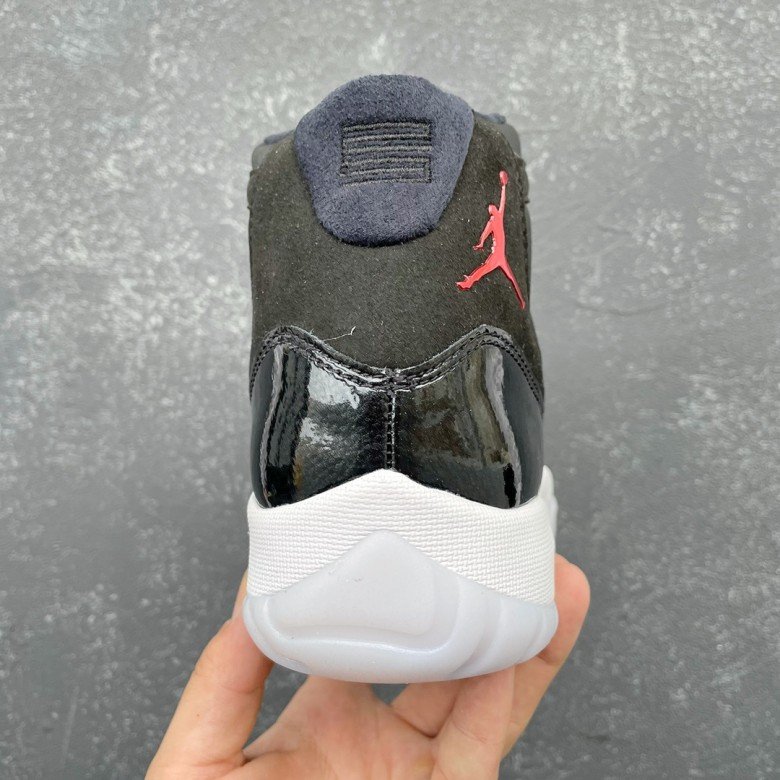 Air Jordan 11 Retro 72-10 2015