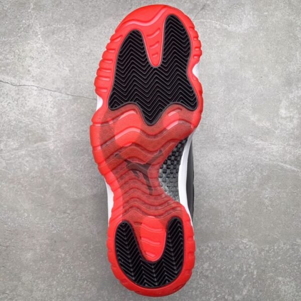 Air Jordan 11 Retro Bred Low 2015