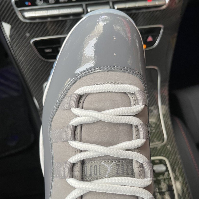 Air Jordan 11 Retro Cool Grey 2021