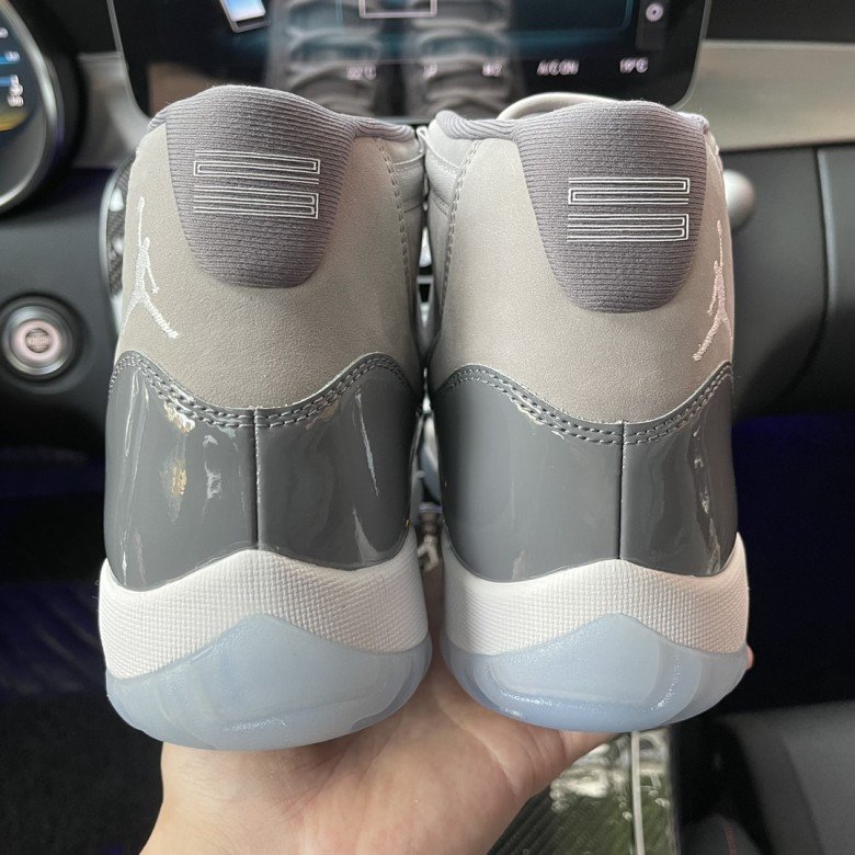 Air Jordan 11 Retro Cool Grey 2021