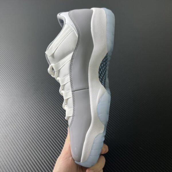 Air Jordan 11 Retro Low Cement Grey 2023