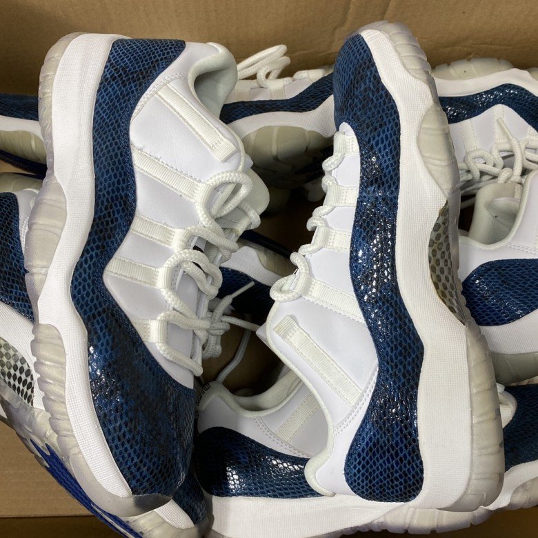 Air Jordan 11 Retro Low Le Snakeskin Blue 2019