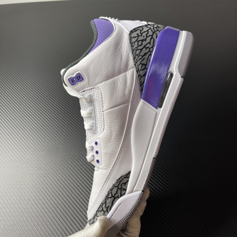 Air Jordan 3 Dark Iris 2022