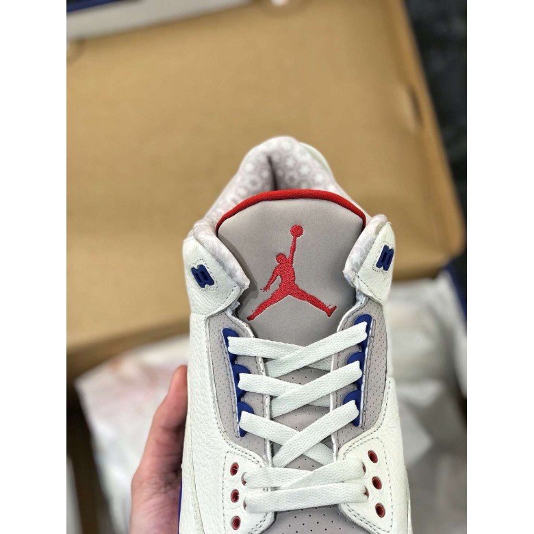 Air Jordan 3 International Flight 2018