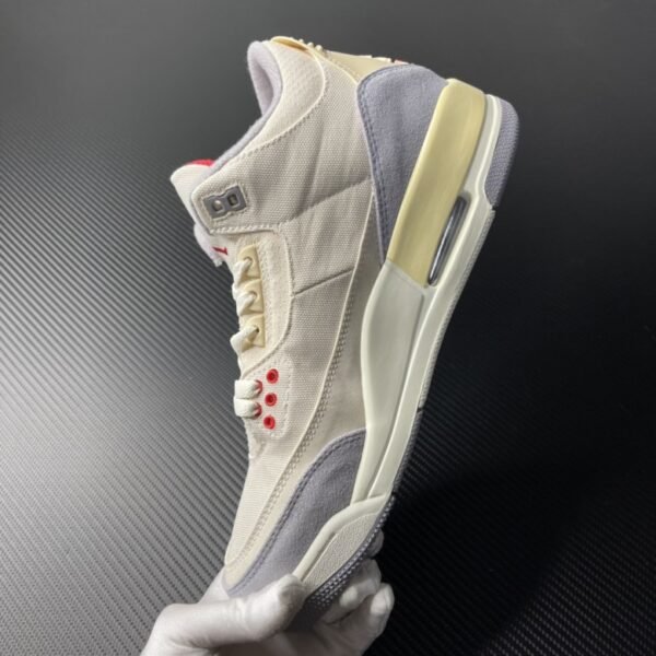 Air Jordan 3 Retro Muslin 2022