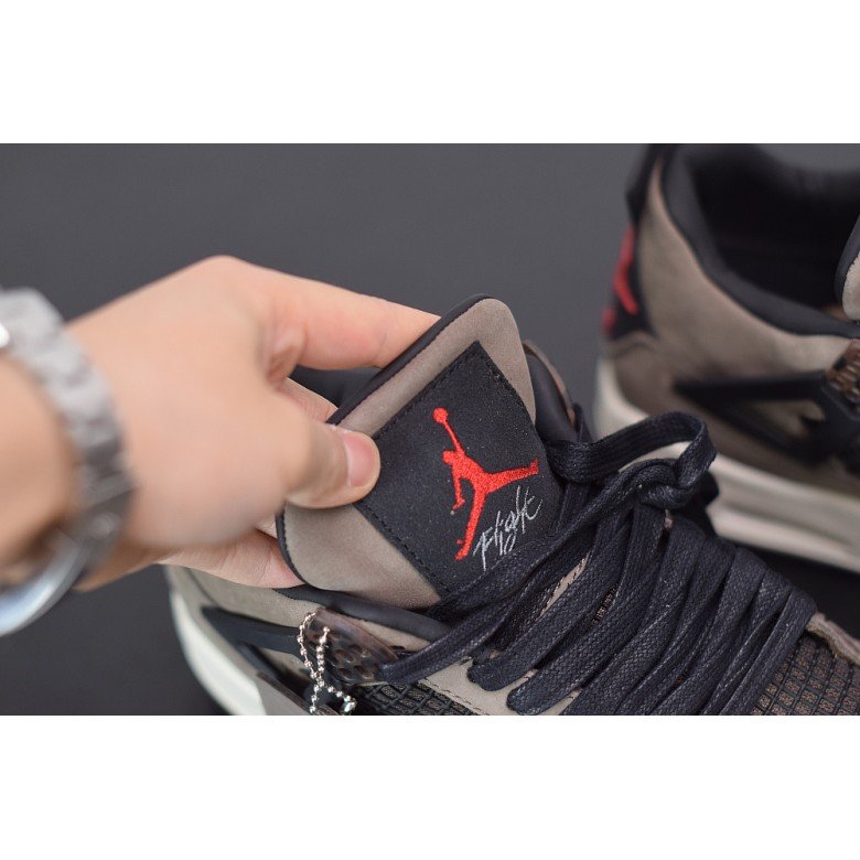 Air Jordan 4 Retro 'Taupe Haze'