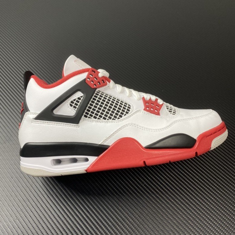 Air Jordan 4 Retro OG GS Fire Red 2020