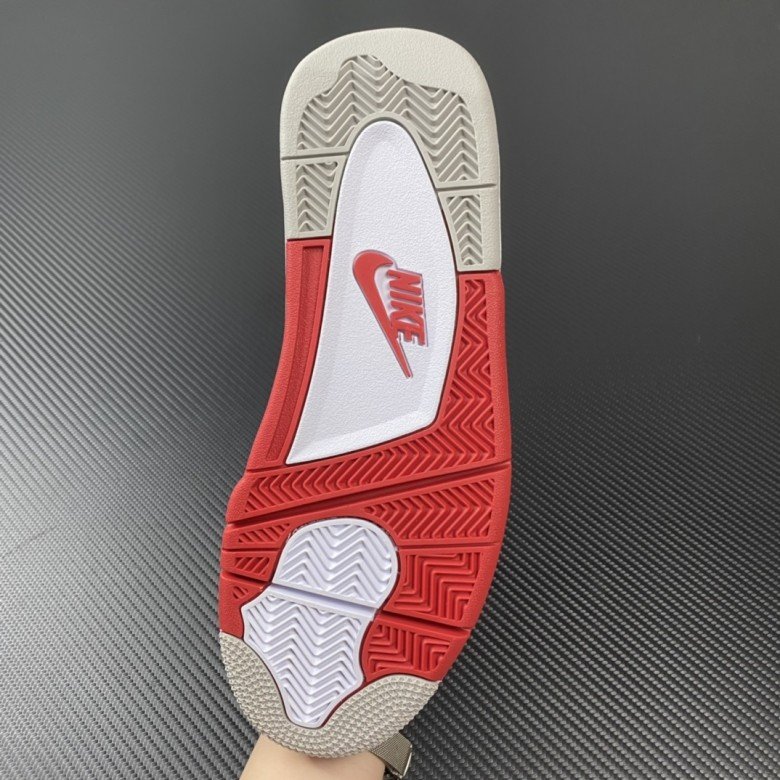 Air Jordan 4 Retro OG GS Fire Red 2020