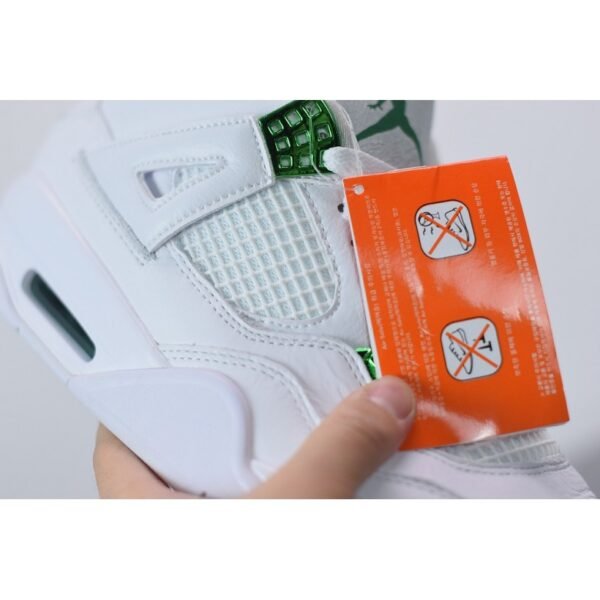 Air Jordan 4 Retro Green Metallic CT8527-113