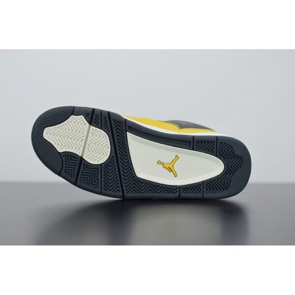 Air Jordan 4 Retro GS Lightning 2021